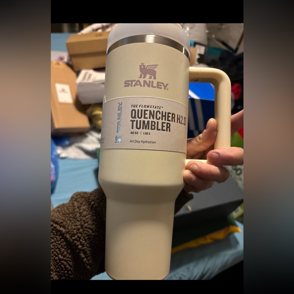 Stanley Cream FlowState Tumbler